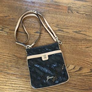Guess bag!